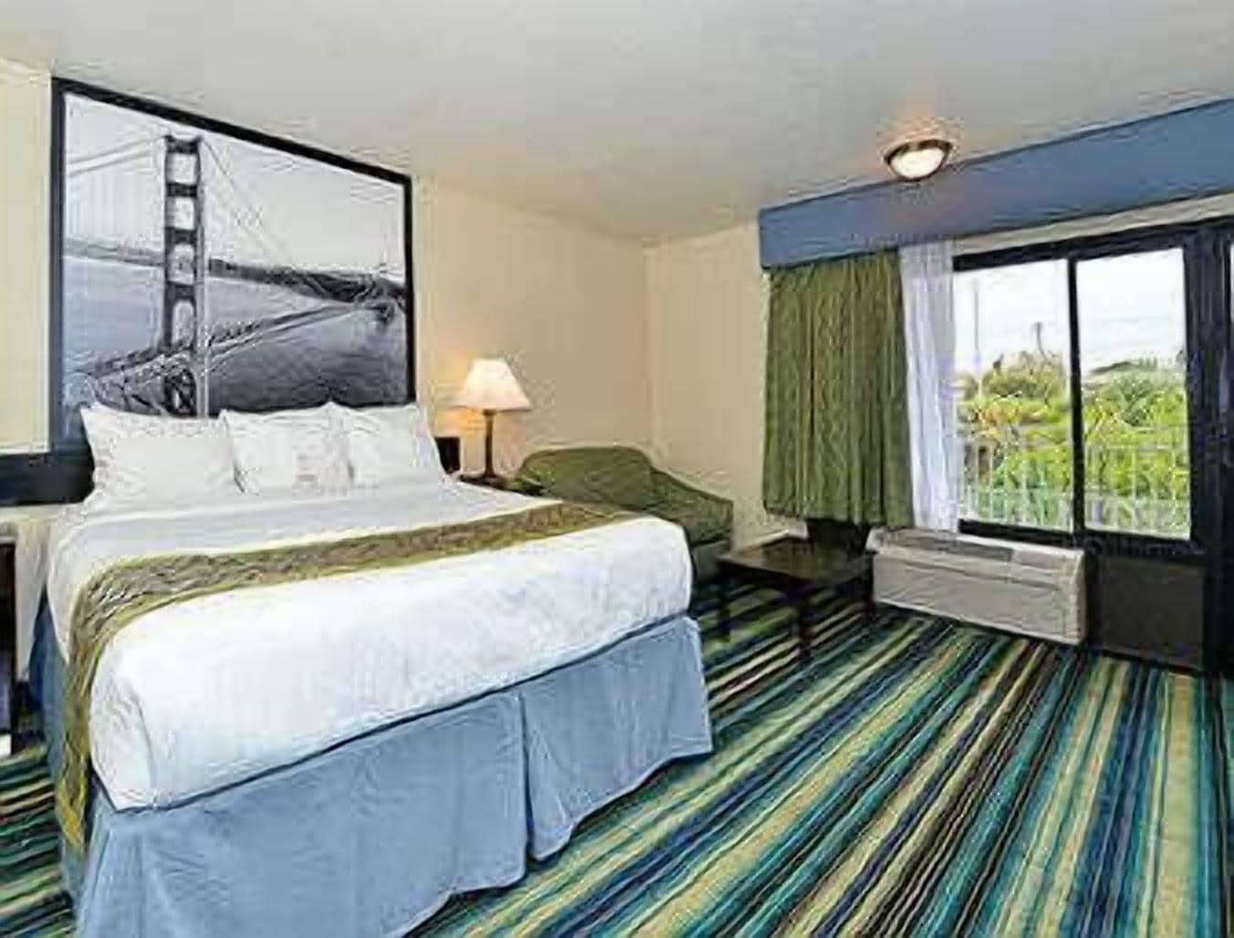 Super 8 By Wyndham Vallejo/Napa Valley Dış mekan fotoğraf
