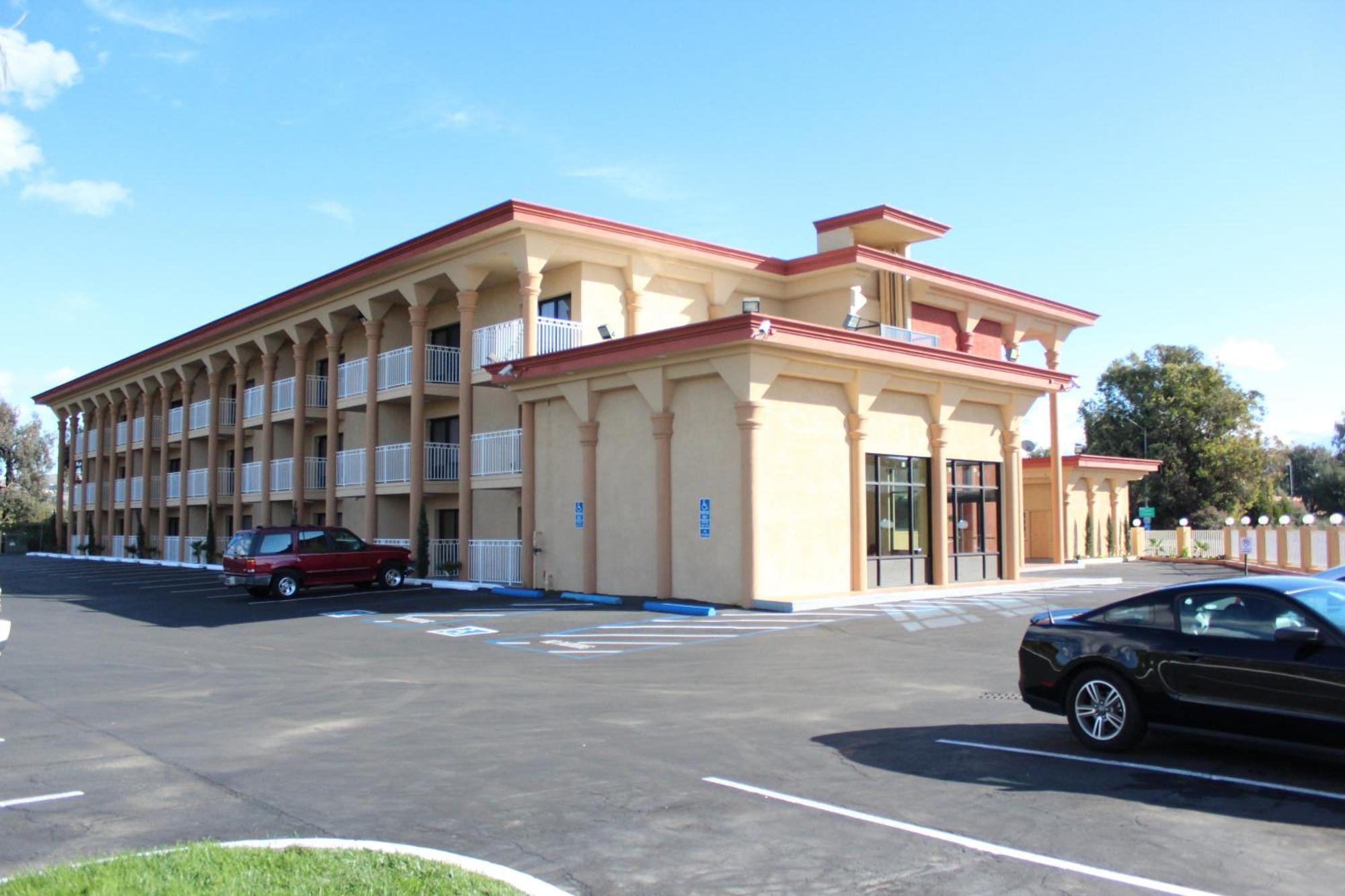Super 8 By Wyndham Vallejo/Napa Valley Dış mekan fotoğraf